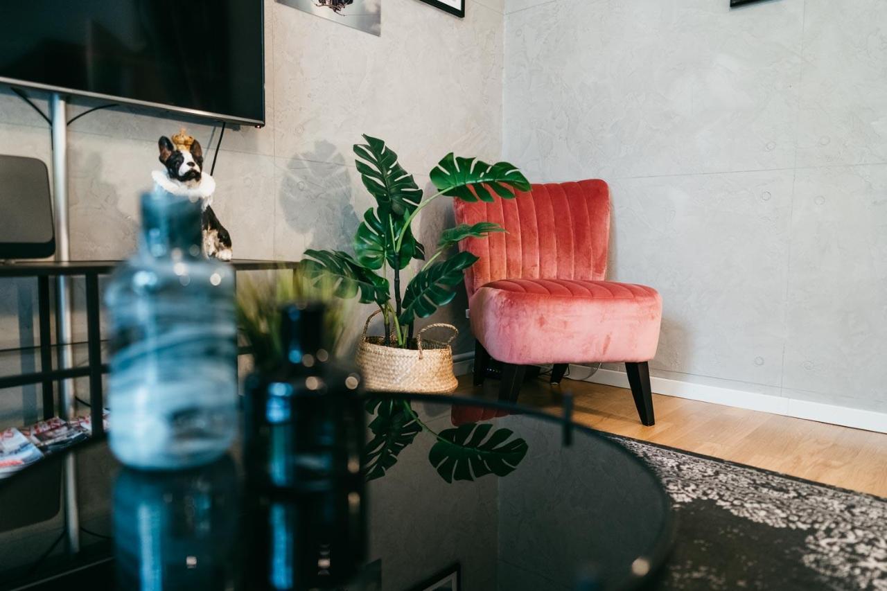 Luxury Downtown Appartement Mit Garage غراتس المظهر الخارجي الصورة