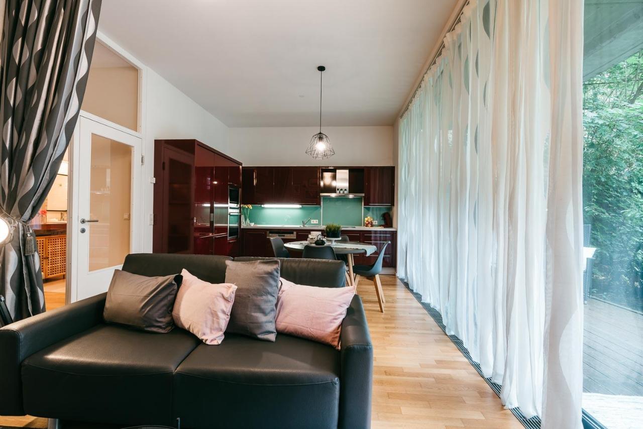 Luxury Downtown Appartement Mit Garage غراتس المظهر الخارجي الصورة